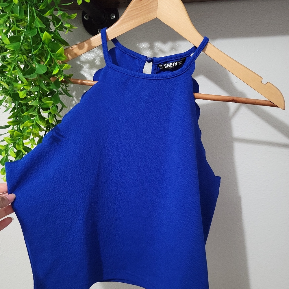 Scallop trim halter top